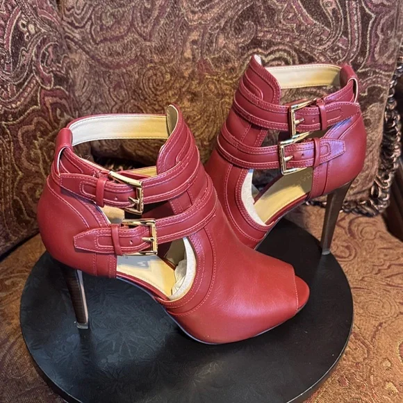 Michael Kors Women's Red Heeled Boots - Picture 4 of 8